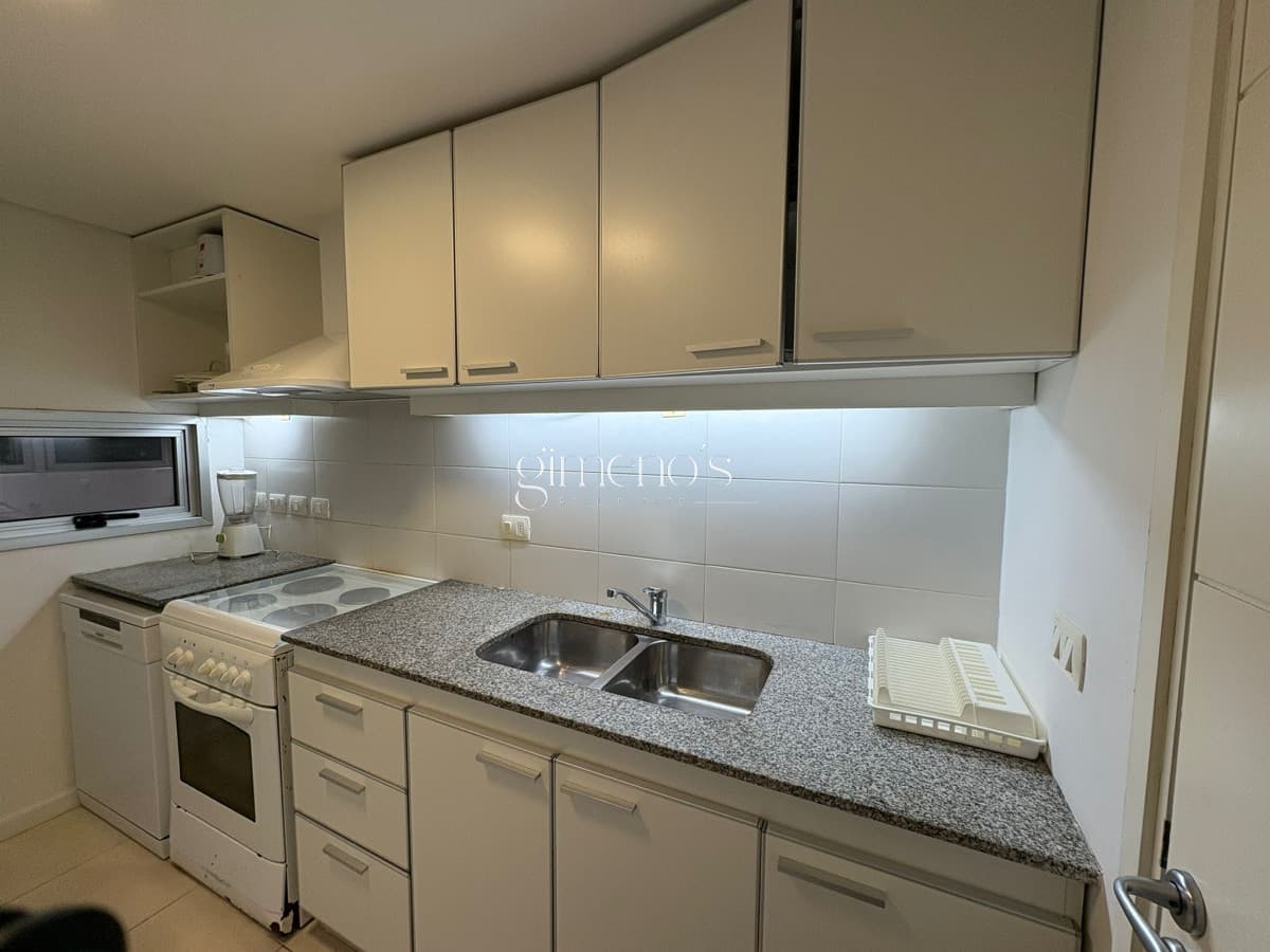 Apartamento Venta 3 Dormitorios - Punta del Este - Playa Mansa - Atras de Enjoy