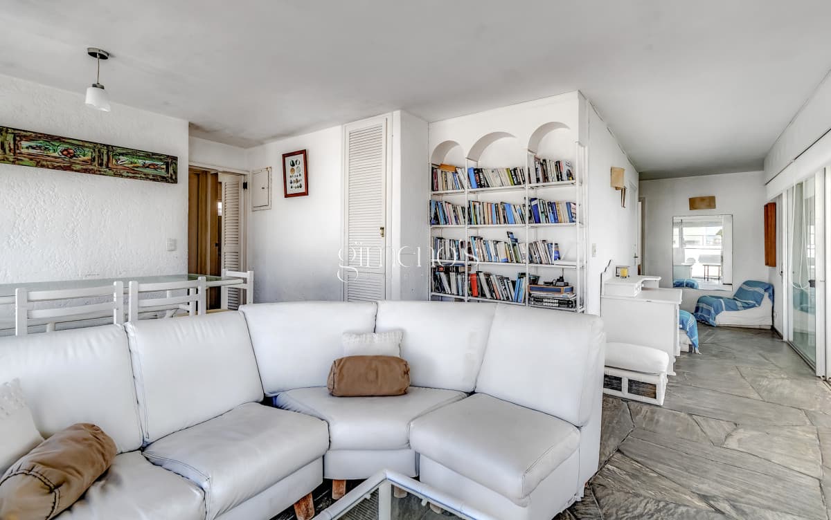Venta de Apartamento Penthouse 4 Dormitorios  - Península - Punta del Este