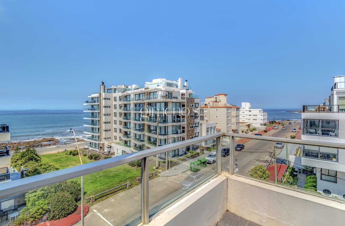 Venta de Apartamento Penthouse 4 Dormitorios  - Península - Punta del Este