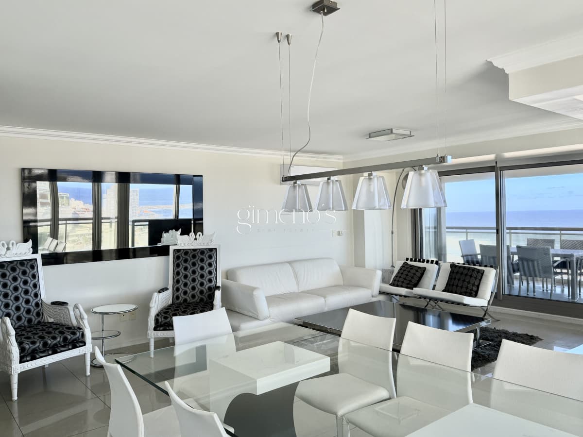 Venta apartamento 3 suites mas dependencia completa, Punta del Este, Edificio IMPERIALE l