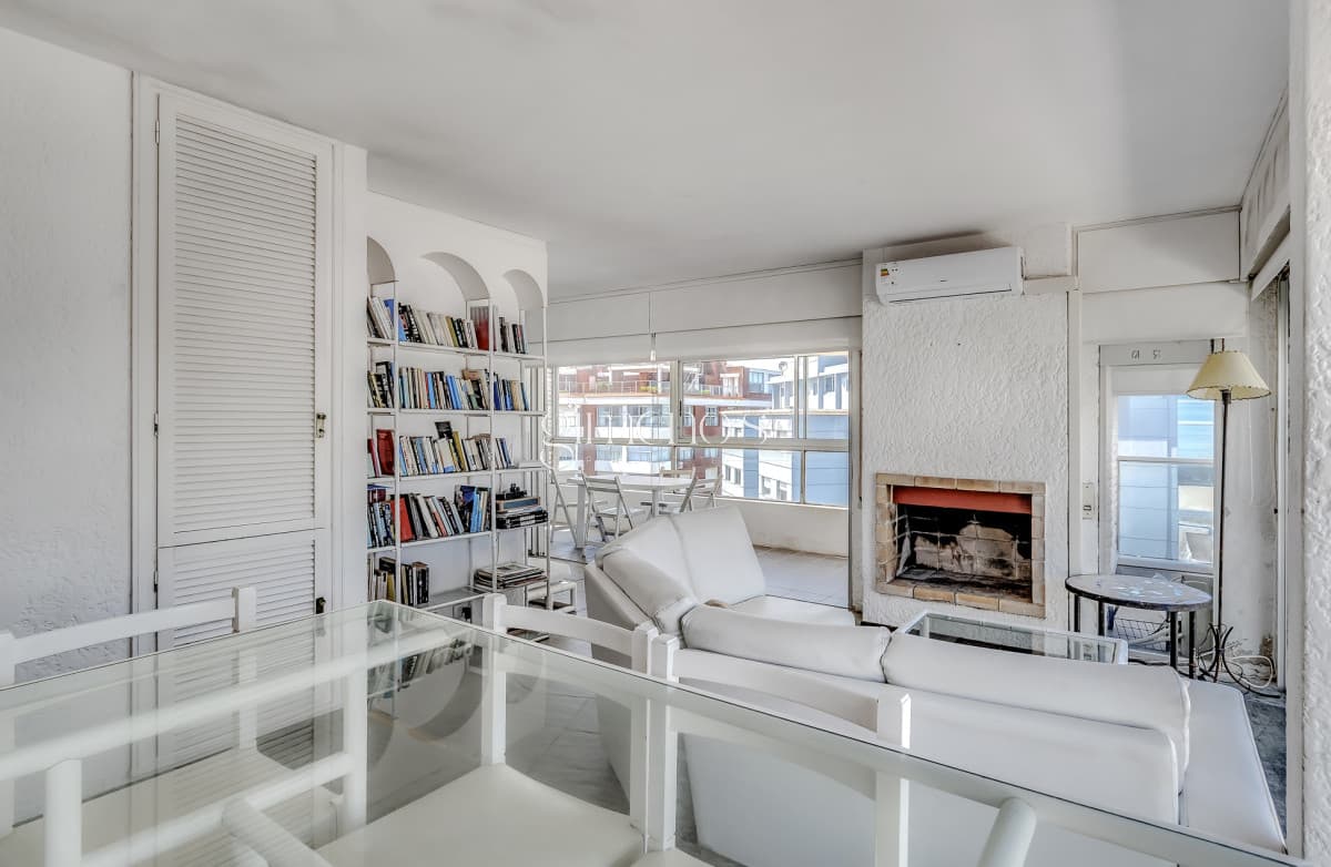Venta de Apartamento Penthouse 4 Dormitorios  - Península - Punta del Este