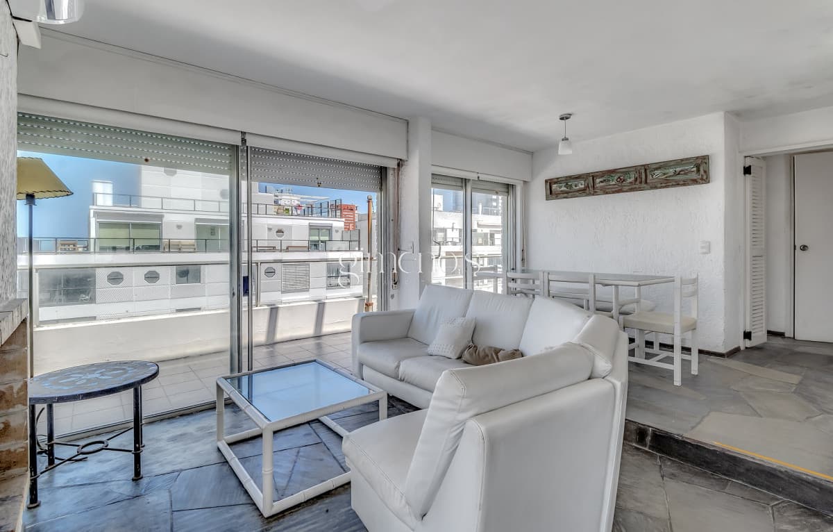 Venta de Apartamento Penthouse 4 Dormitorios  - Península - Punta del Este
