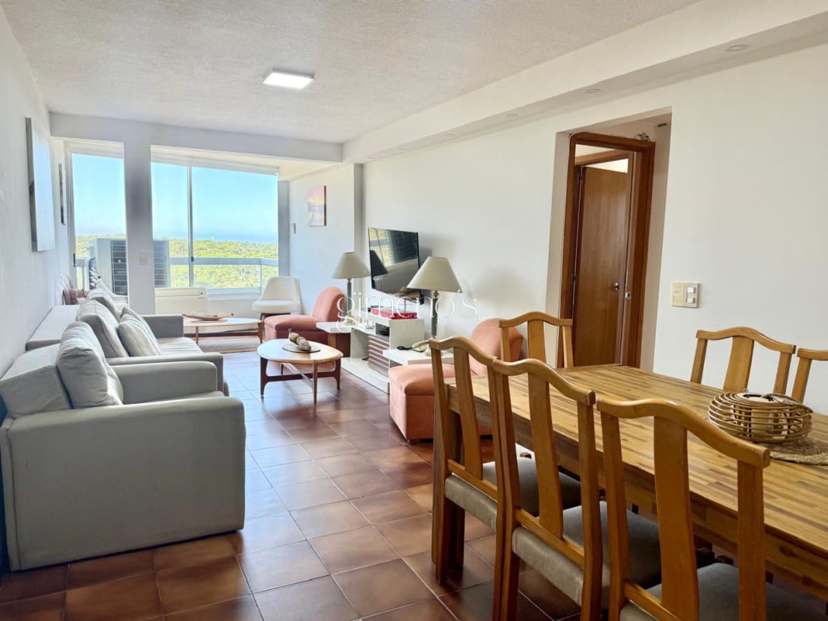 Apartamento en Venta, 2 Dormitorios, Roosevelt - Punta del Este