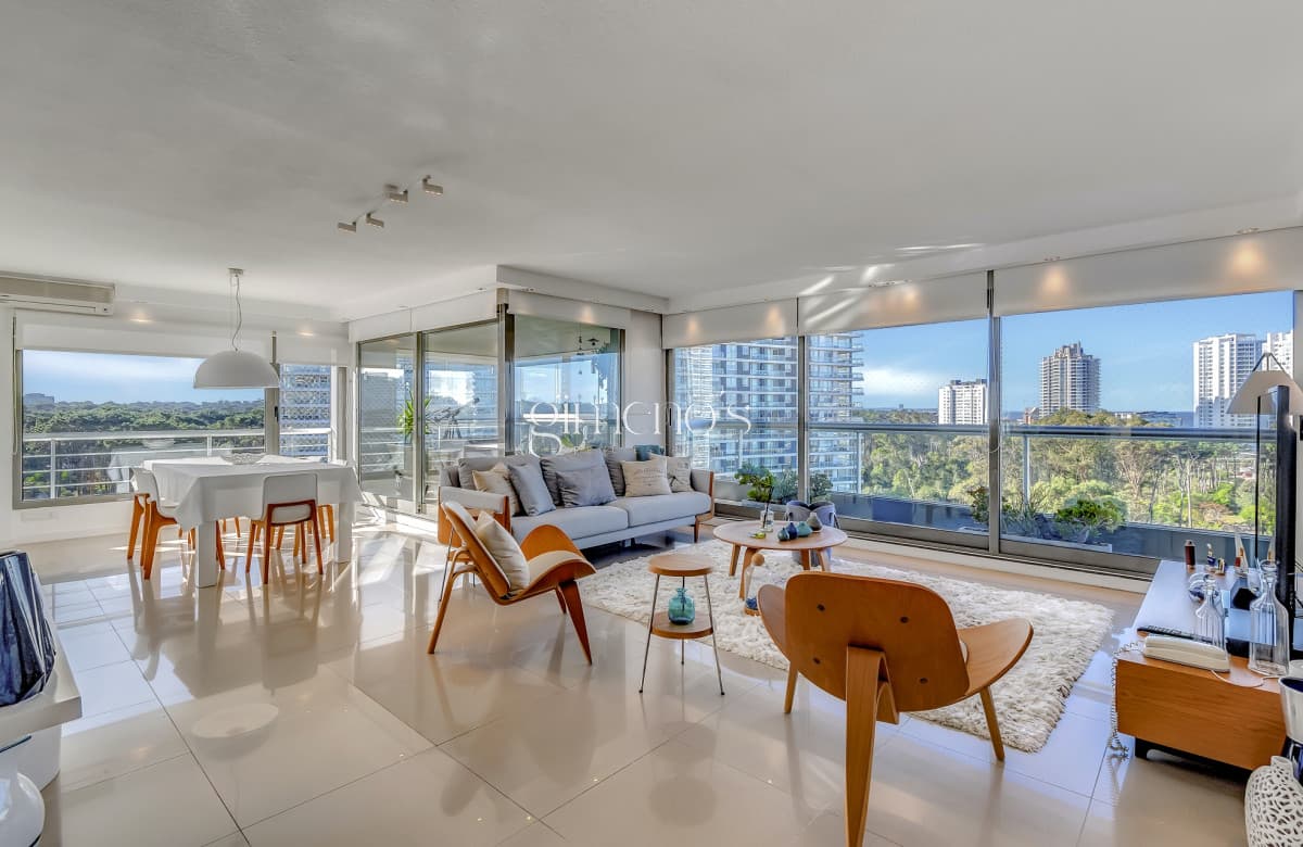 Venta Apartamento 3 Dormitorios - Punta del Este - Playa Brava