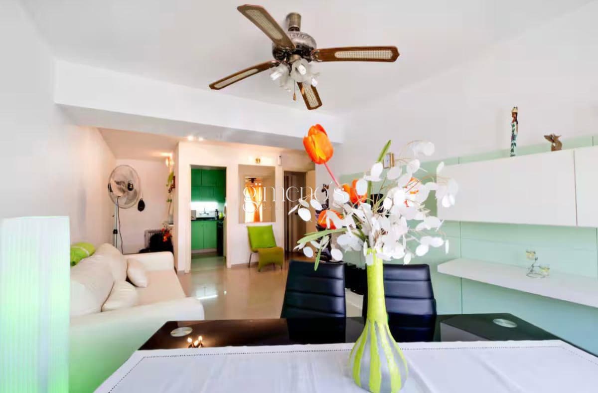 Apto en Venta, 1 Dormitorio y medio - Península- Punta del Este