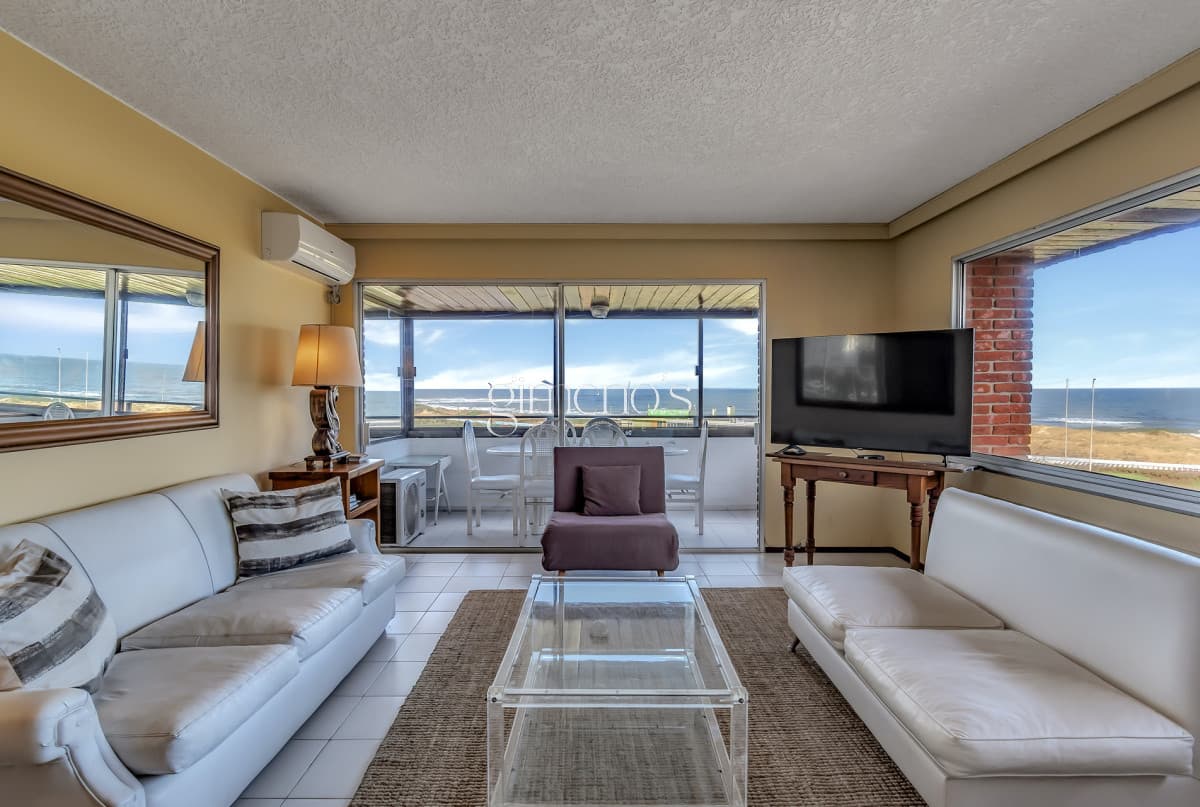 Venta de Apartamento 3 Dormitorios - Punta del Este - Playa Brava
