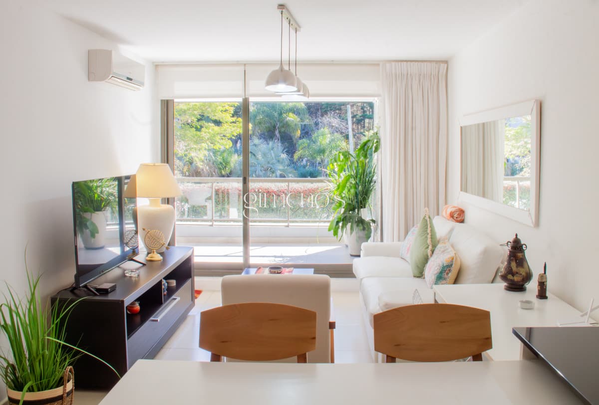 Venta Apartamento 2 Dormitorios - Punta del Este