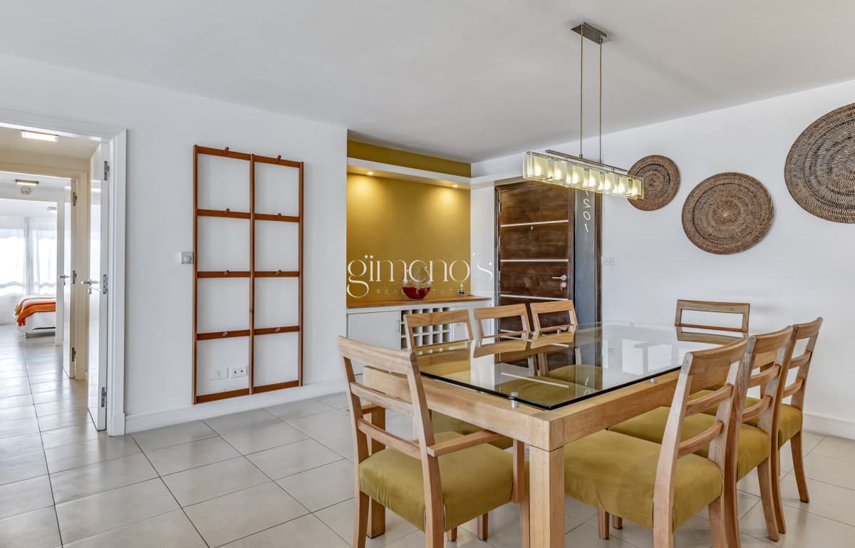 Apartamento de 3 dormitorios en alquiler de Verano , Punta del Este , Playa Brava  -