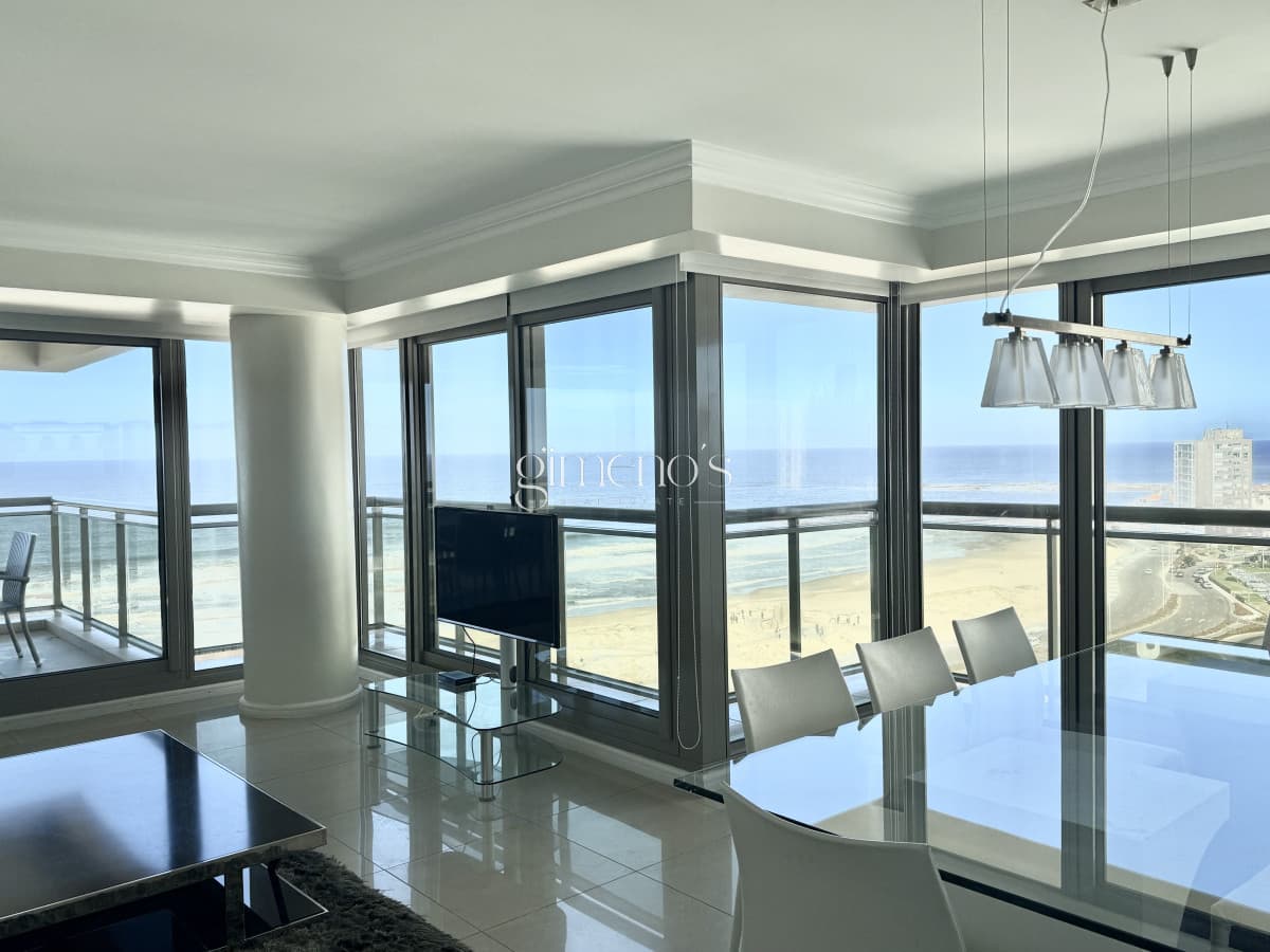 Venta apartamento 3 suites mas dependencia completa, Punta del Este, Edificio IMPERIALE l