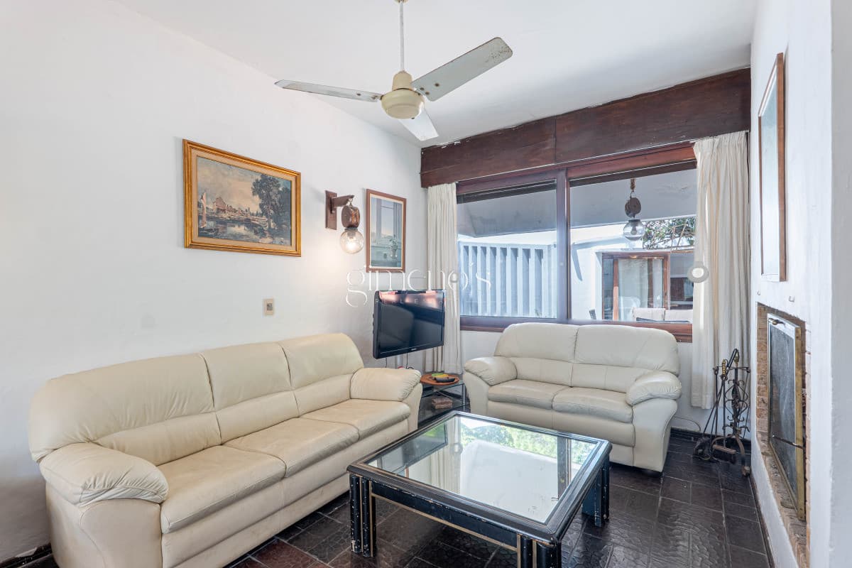 Casa en Venta, 5 Dormitorios - Punta del Este -  Playa Mansa