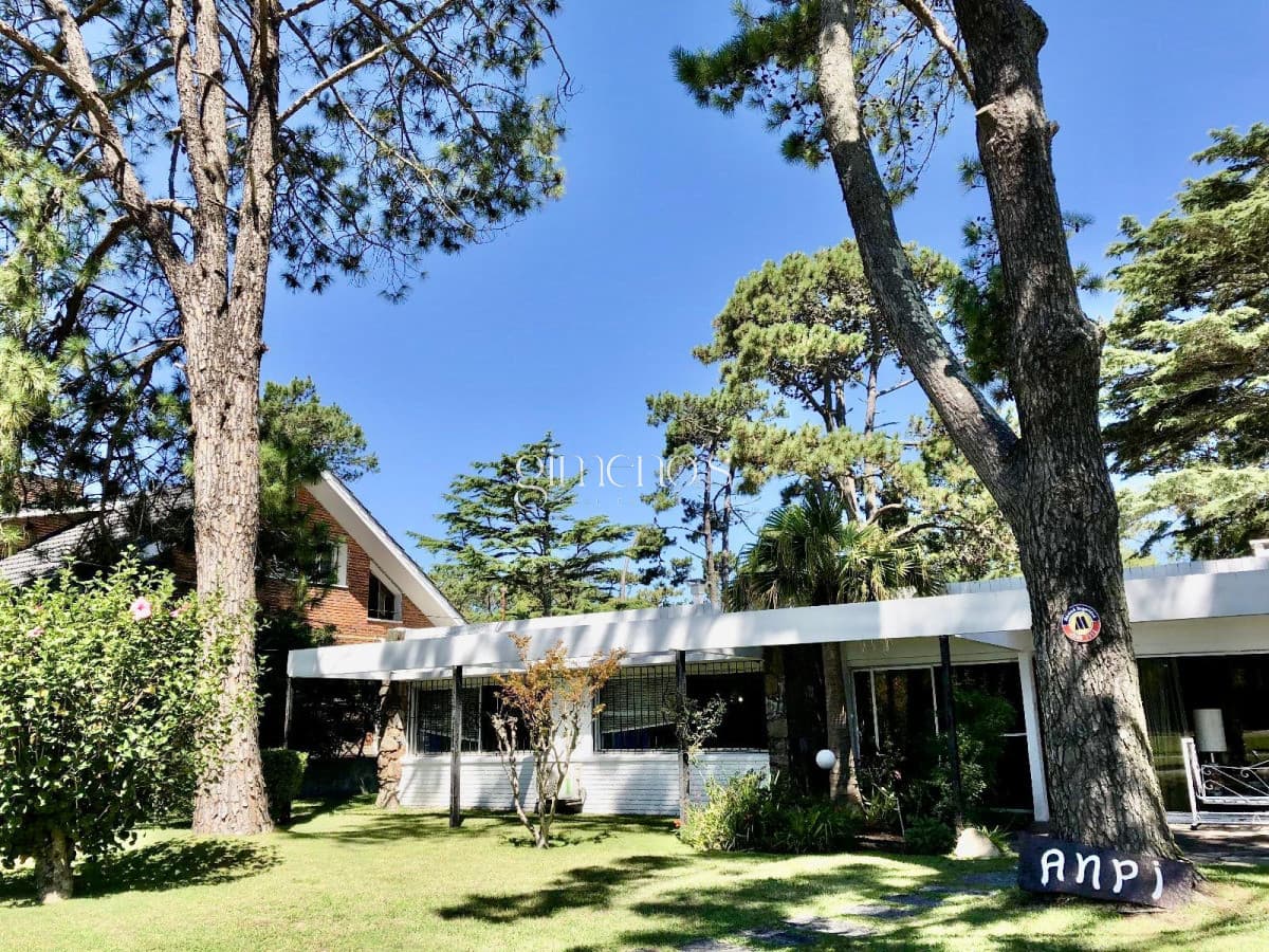 Casa de 4 Dormitorios