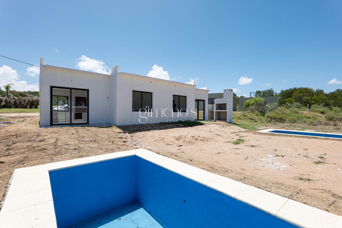 Venta de Casa en Barra de Portezuelo - Maldonado - Punta del Este