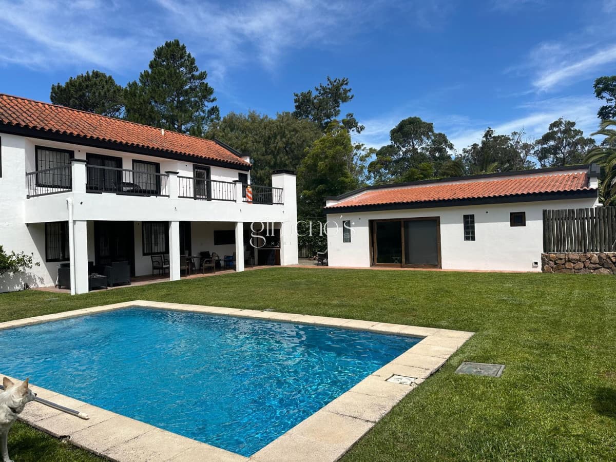 Casa Tradicional en Alquiler de Verano