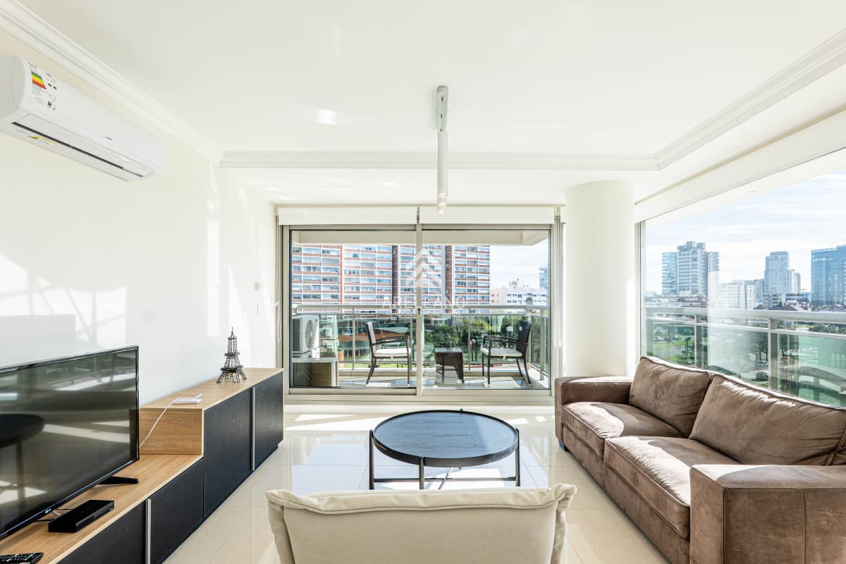 Apartamento ID.5231 - Playa Brava 2 Dormitorios a 100 mts del Mar, Punta del Este