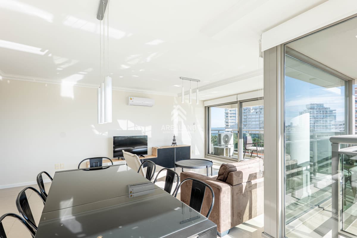 Apartamento ID.5231 - Playa Brava 2 Dormitorios a 100 mts del Mar, Punta del Este