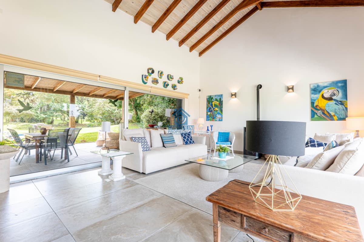 Casa en Alquiler Anual