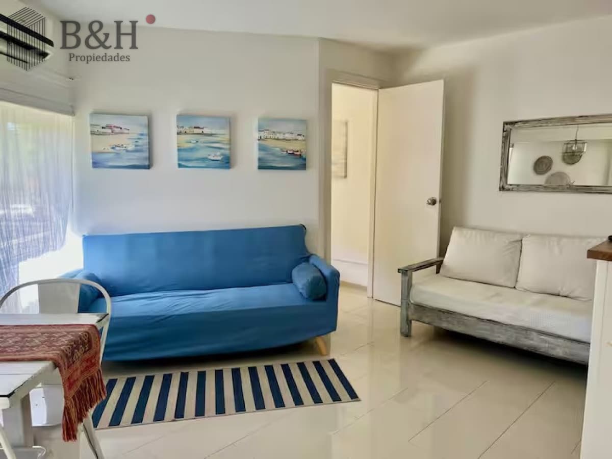Alquiler anual de 1 dormitorio en Roosevelt