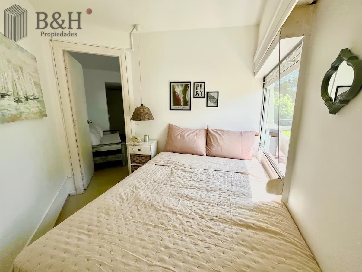 Alquiler anual de 1 dormitorio en Roosevelt
