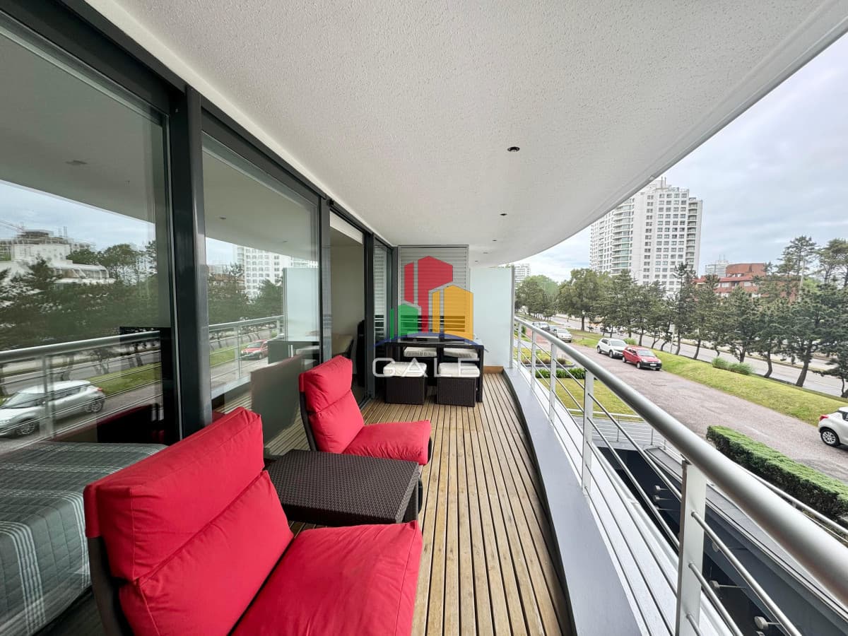 Gale Propiedades & Escribanía Apartamento ID.4884 - Apartamento en venta de dos dormitorios Playa Brava