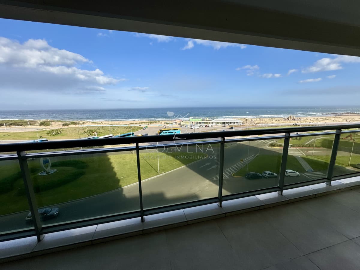 Apartamento en Alquiler frente al mar full amenities