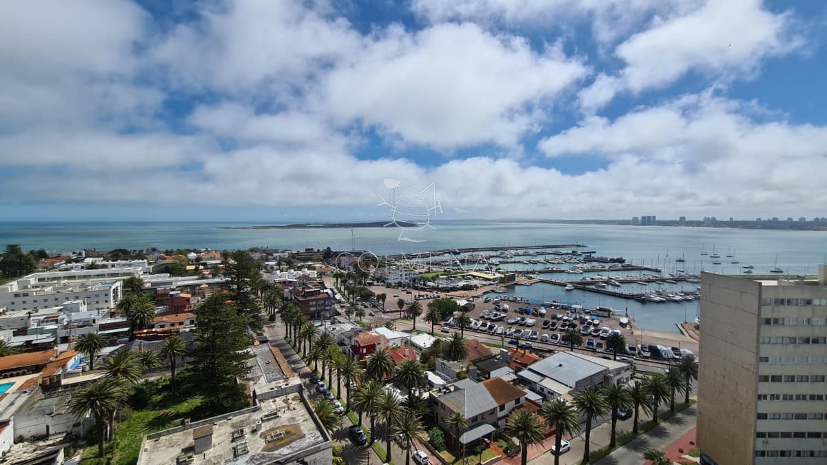 apartamento vista al puerto