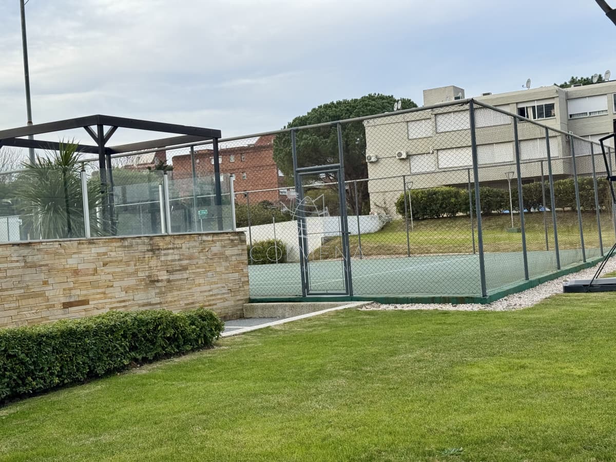 Apartamento en venta con vista al mar y buena entrada de sol