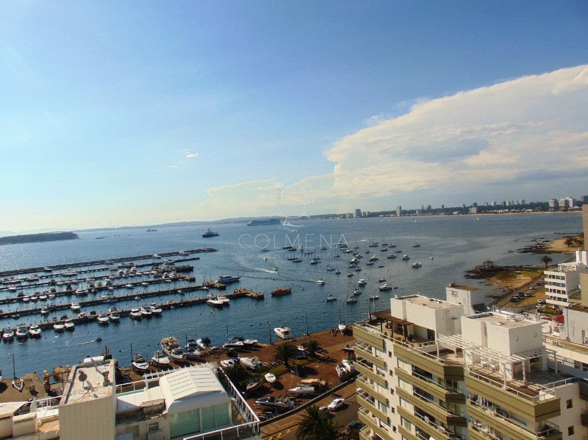 Apartamento en venta a metros del Puerto de punta del este