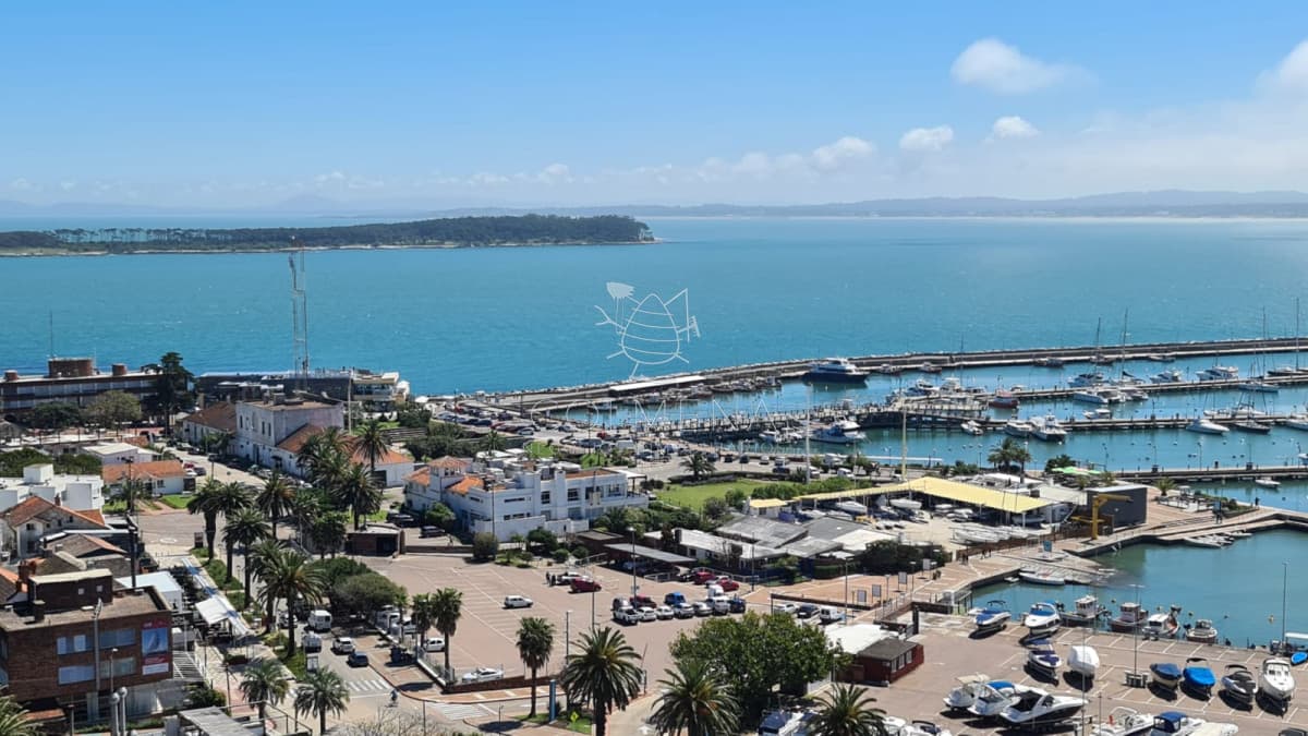 apartamento vista al puerto