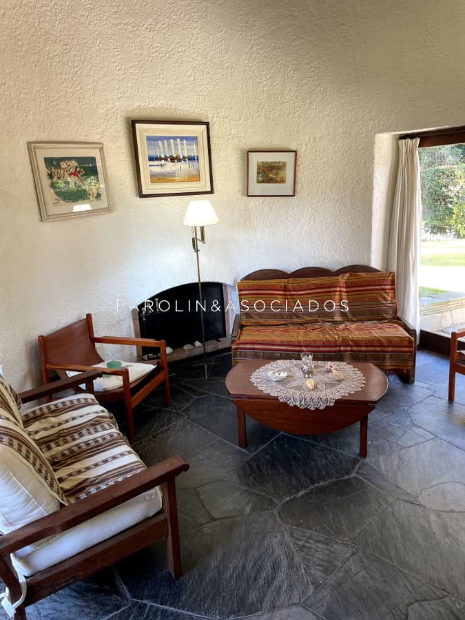 Casa en venta en brava a escasos metros del mar
