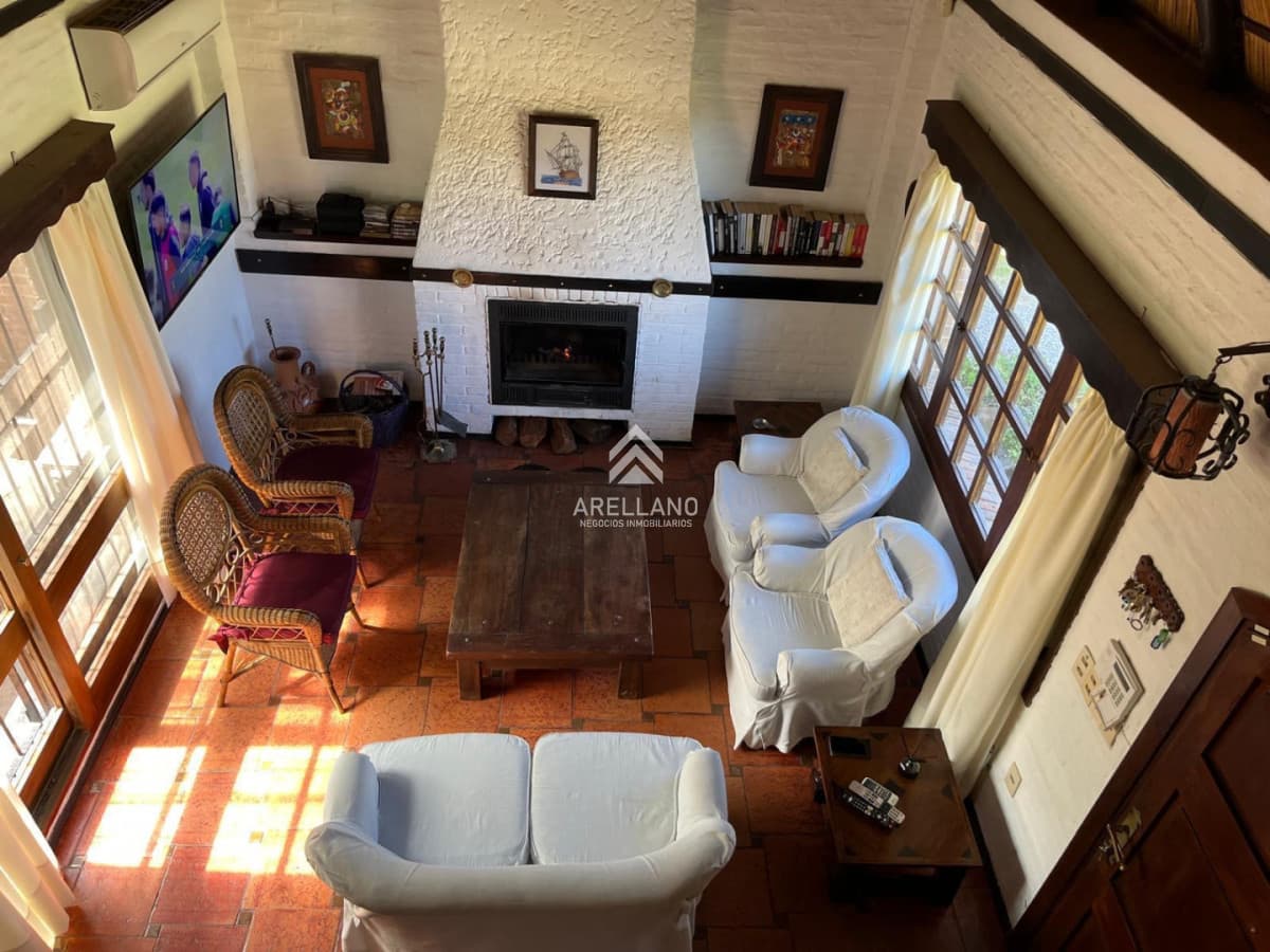 Casa ID.5970 - Venta casa 4 dormitorios