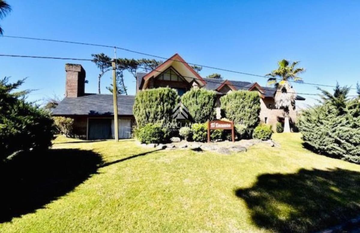 Casa ID.934 - Casa 7 dormitorios Playa Mansa