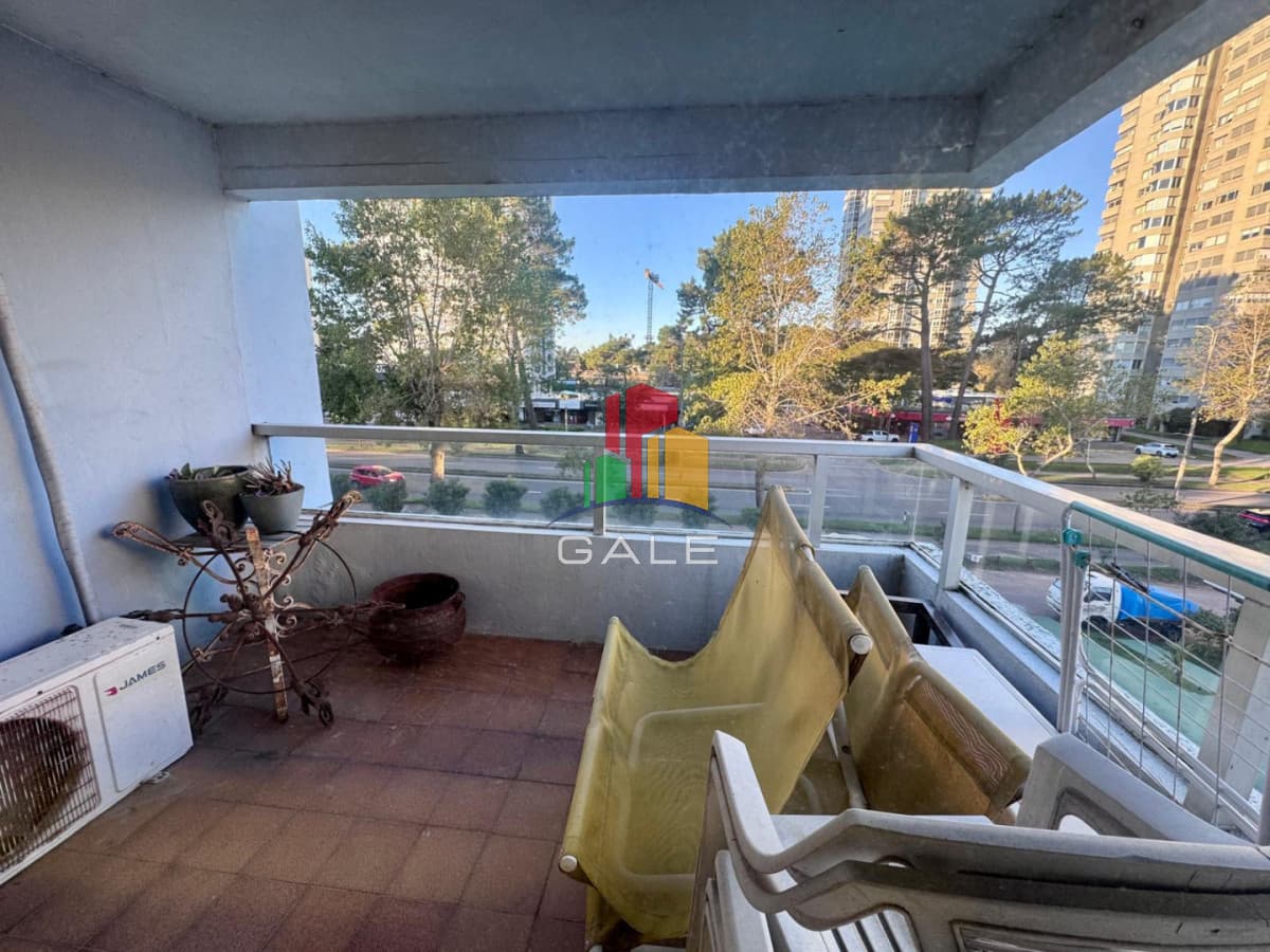 Gale Propiedades & Escribanía Apartamento ID.5051 - MUY BUENA PLANTA CON SERVICIOS Y EXCELENTE UBICACION