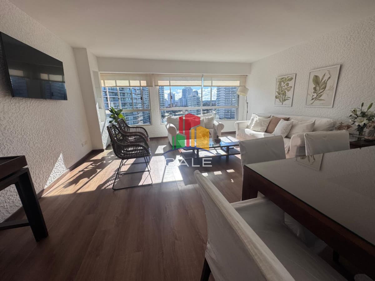 Gale Propiedades & Escribanía Apartamento ID.4125 - Hermosa unidad en venta con vista al mar