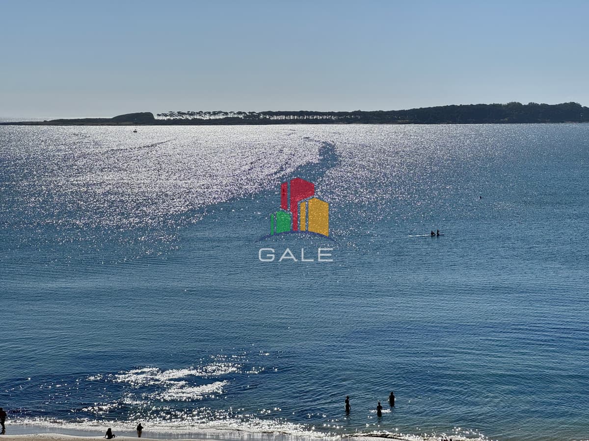 Gale Propiedades & Escribanía Apartamento ID.4444 - PRIMERA LINEA MANSA - ESPECTACULAR PLANTA