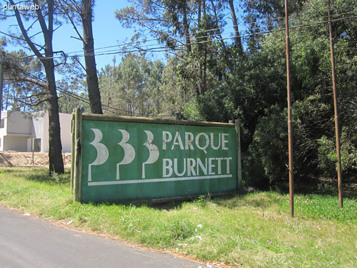 Terreno ID.703 - Terreno a la venta en Pinares I Punta del Este