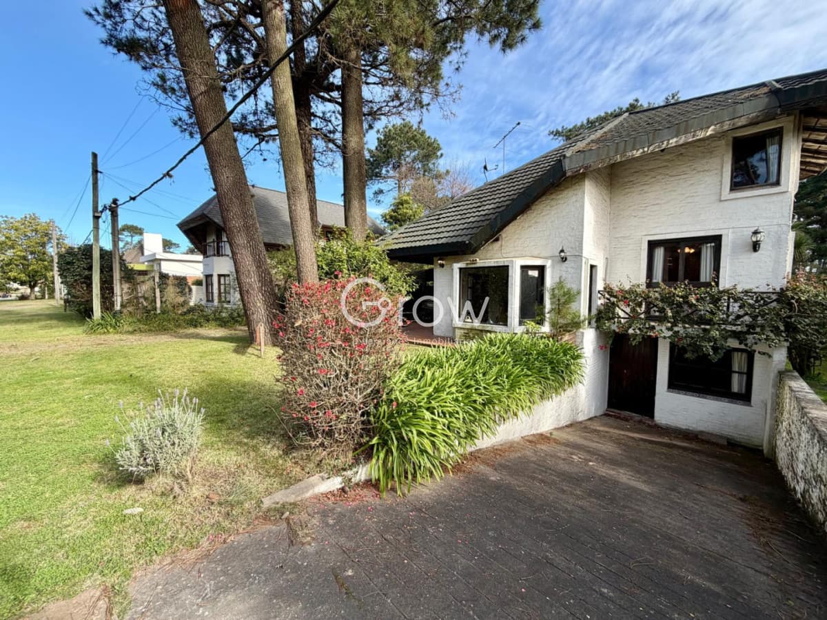 Casa en venta en Pinares U$S 315.000!