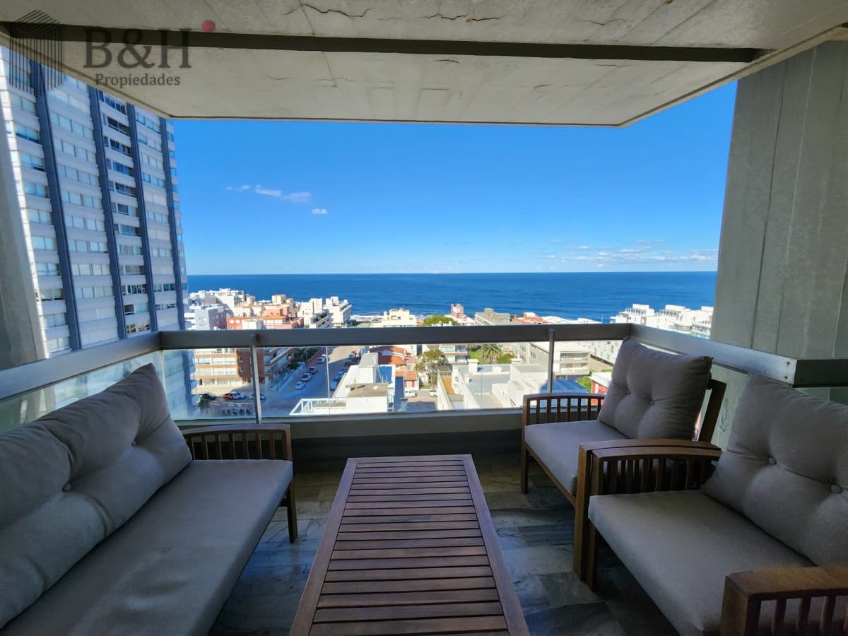 Apartamento en venta a metros del puerto