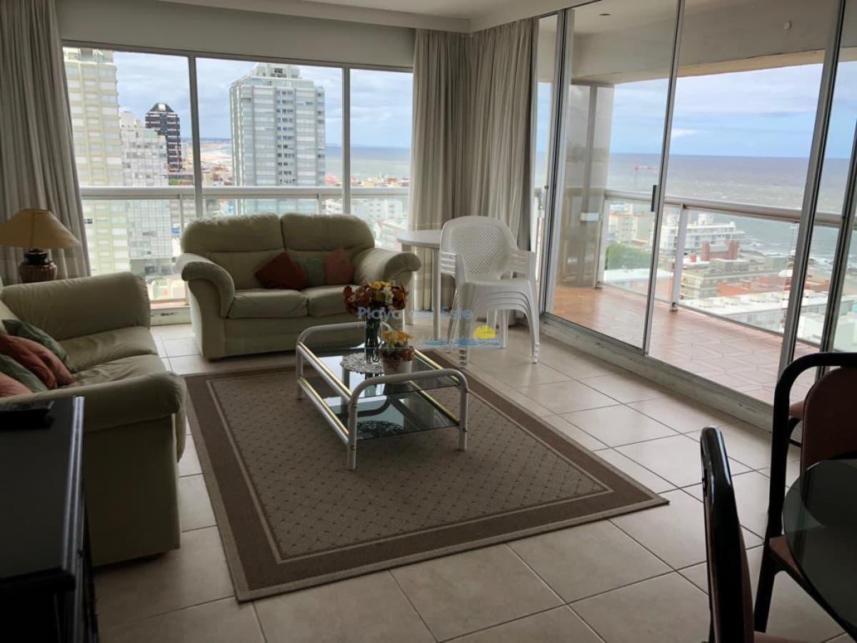 Apartamento en venta península excelente vista.  - Inmobiliaria Playa del Este