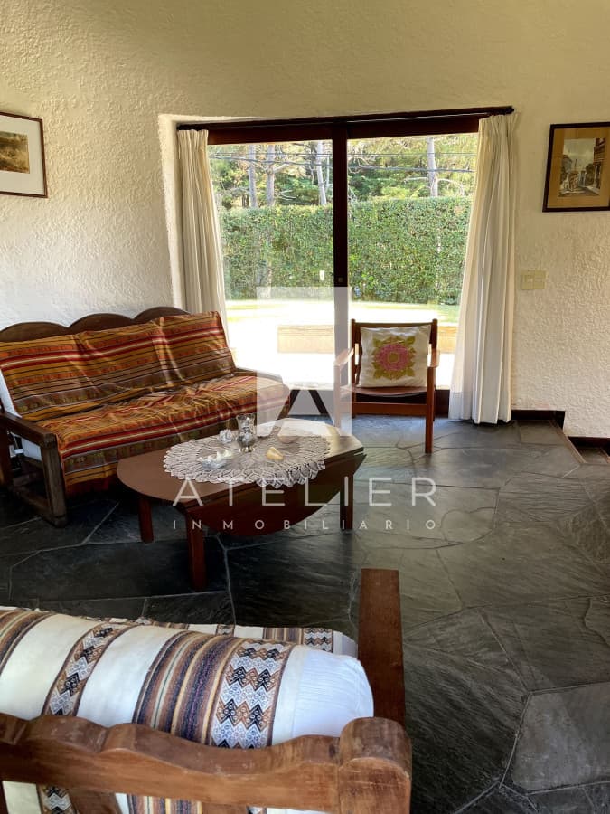 Casa en venta en brava a escasos metros del mar ,Punta del Este