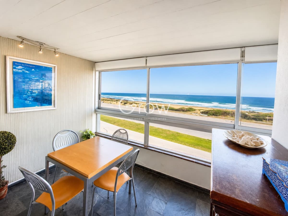 Torre del plata, 2 dormitorios en venta!