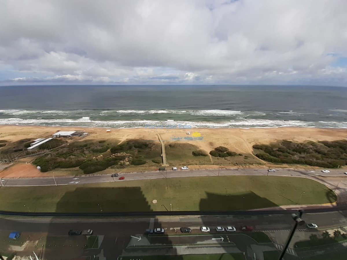 Apartamento en venta de 3 dormitorios en Torre Le Parc , Punta del este , Playa mansa  - Inmobiliaria Playa del Este