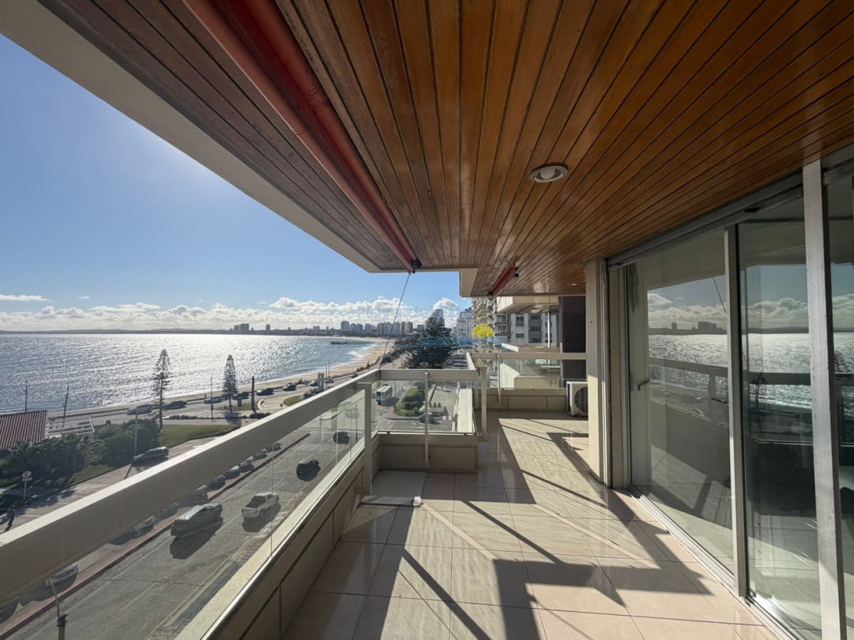 Apartamento de 4 dormitorio en alquiler anual  e invernal , Punta del este , Playa Mansa  - Inmobiliaria Playa del Este