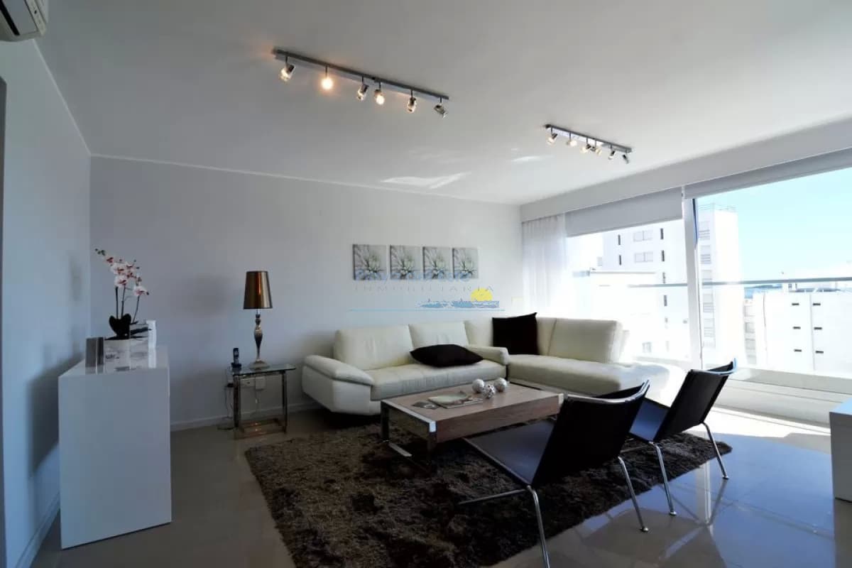 Apartamento en Venta de 3 dormitorios en Punta del este , Playa Mansa , Edificio Alexander Collection  - Inmobiliaria Playa del Este