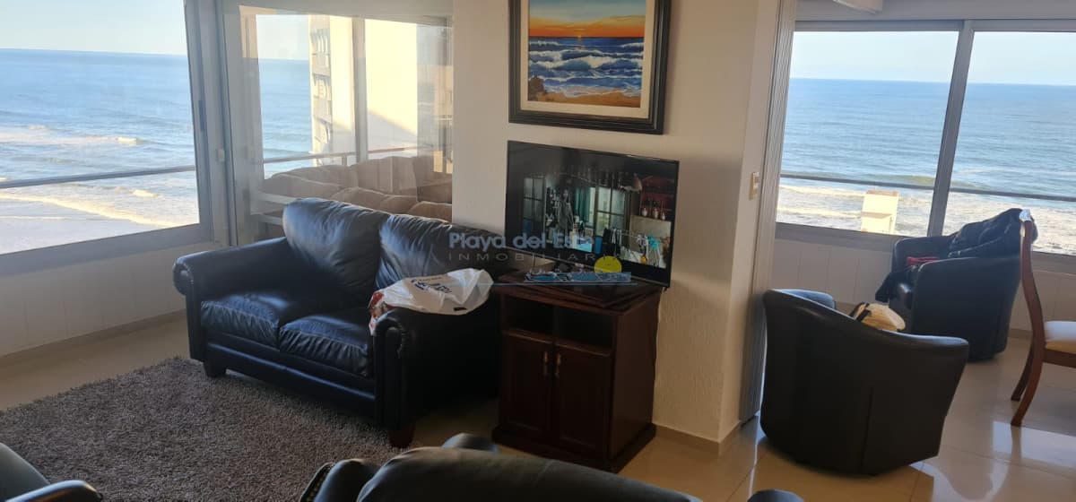 Apartamento en alquiler temporal de 2 dormitorios en la península , Punta del este  - Inmobiliaria Playa del Este
