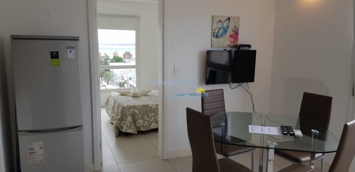 Apartamento en venta de 1 dormitorio en Torre Lux tower , Península , Punta del este  - Inmobiliaria Playa del Este
