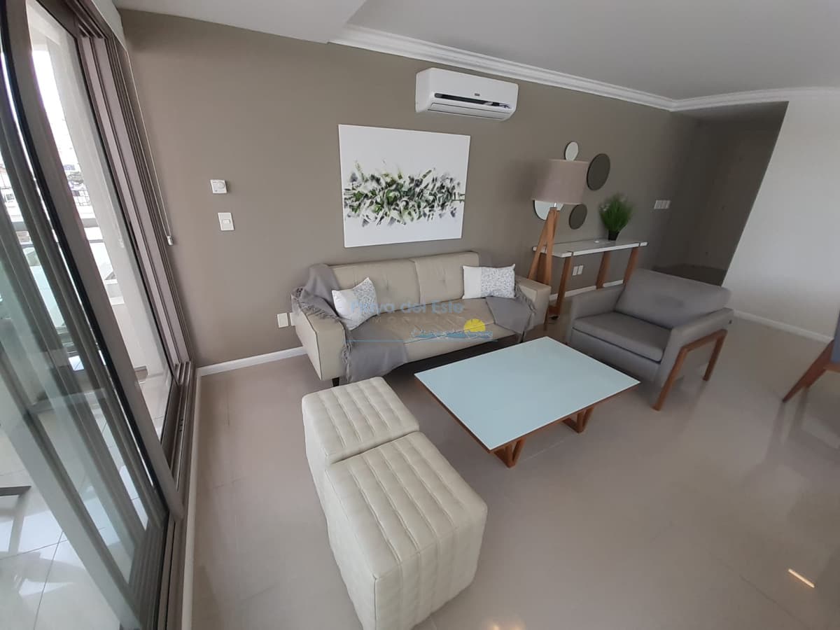 Apartamento de 2 dormitorios en Torre Imperiale , Punta del este , Playa Brava  - Inmobiliaria Playa del Este