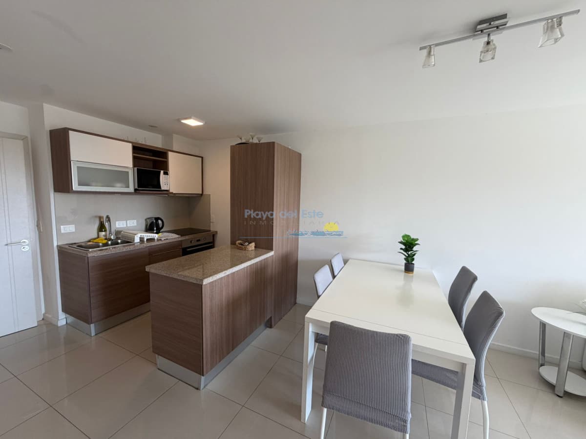 Apartamento de 1 dormitorio en Alquiler temporal en Gala vista , Punta del este , Playa brava , cerca a Punta Shopping  - Inmobiliaria Playa del Este
