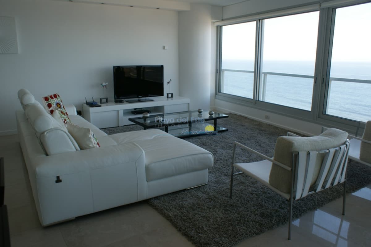 Departamento  en Alquiler 3 dormitorios en Playa Brava , Edificio Le Parc II , Punta del este  - Inmobiliaria Playa del Este