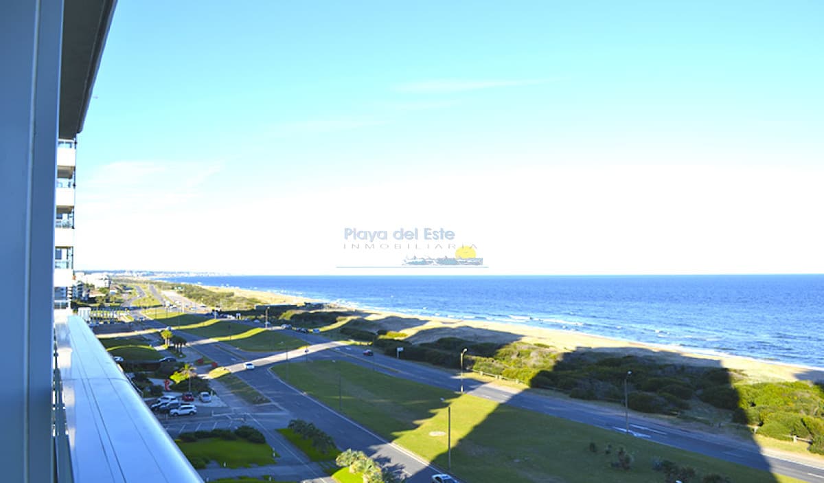 Apartamento de 2 Dormitorios en Torre Le Parc , Punta del este , Playa Brava  - Inmobiliaria Playa del Este