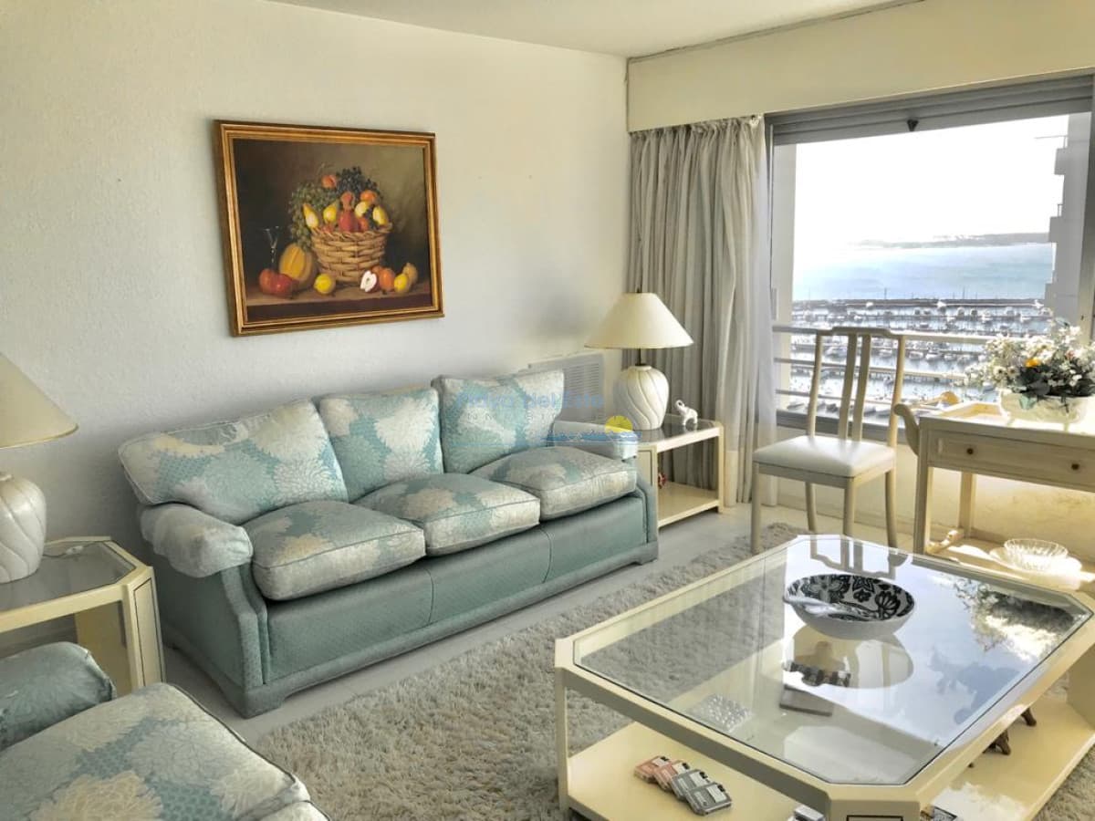 Apartamento de 3 dormitorios en Torre Verona , península , Punta del este  - Inmobiliaria Playa del Este